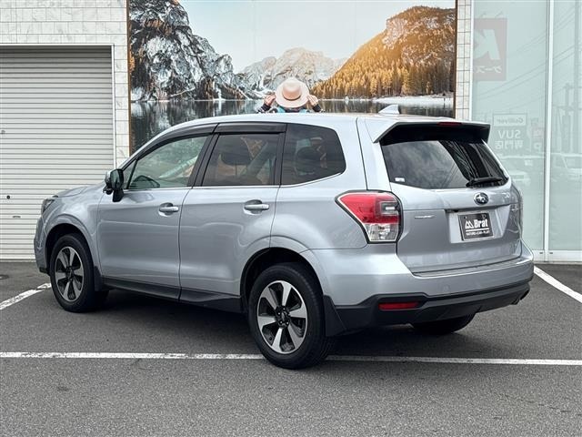 Subaru FORESTER 2018 7521872-2