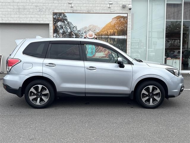 Subaru FORESTER 2018 7521872-6