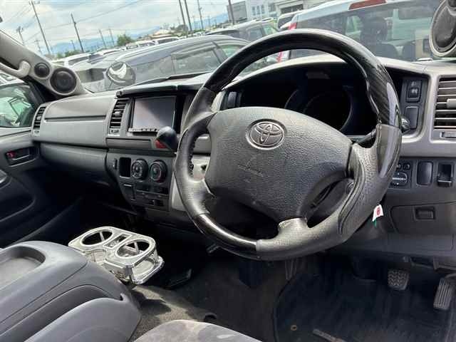 Toyota HIACE VAN 2007 7504446-3