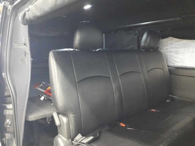 Toyota HIACE VAN 2019 7504519-11