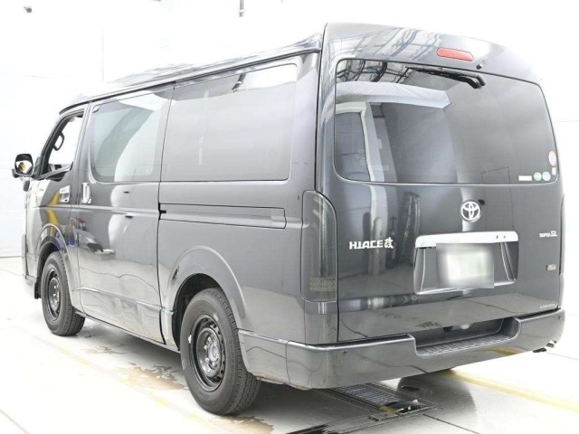 Toyota HIACE VAN 2019 7504519-6