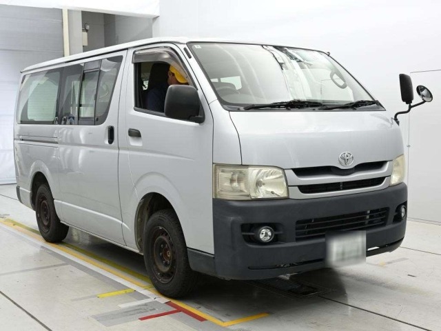 Toyota HIACE VAN 2010 7504520-5