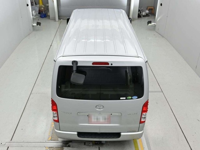 Toyota HIACE VAN 2021 7504530-8