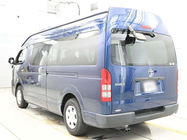 Toyota HIACE VAN 2019 7504531-6