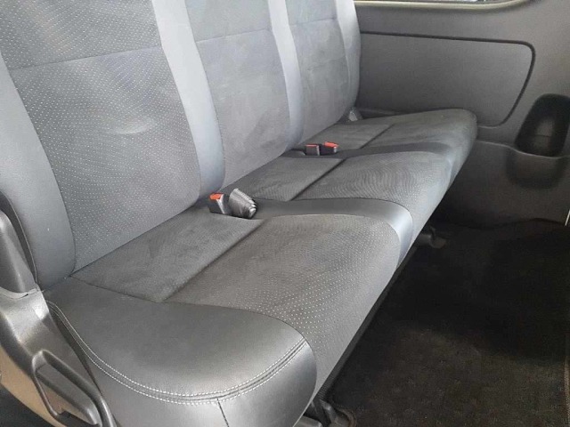 Toyota HIACE VAN 2020 7504553-11