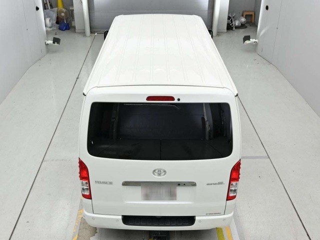 Toyota HIACE VAN 2020 7504553-8