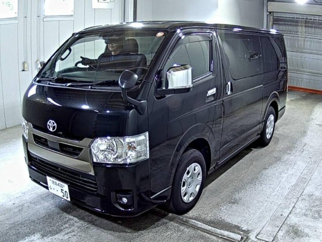 Toyota HIACE VAN 2025 7504586-4