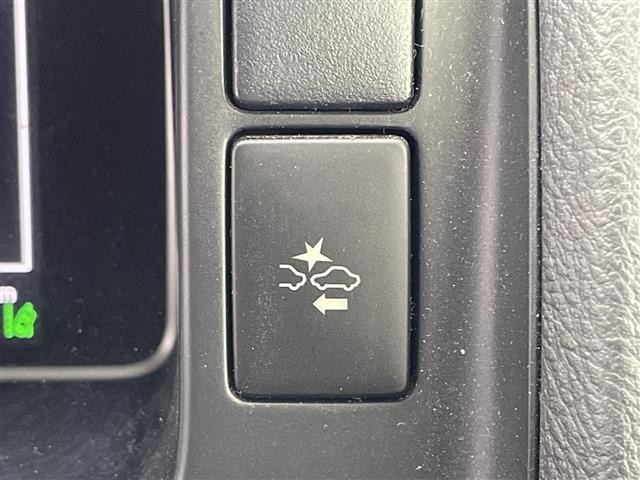 Toyota HIACE VAN 2023 7505005-6