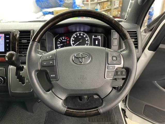 Toyota HIACE VAN 2021 7505077-10