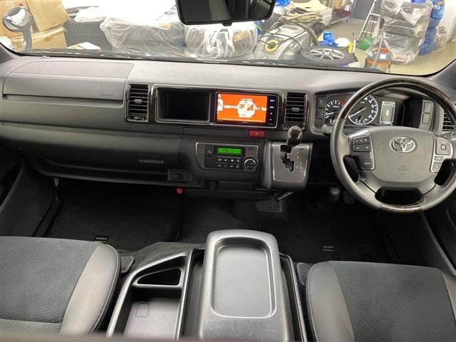 Toyota HIACE VAN 2021 7505077-14