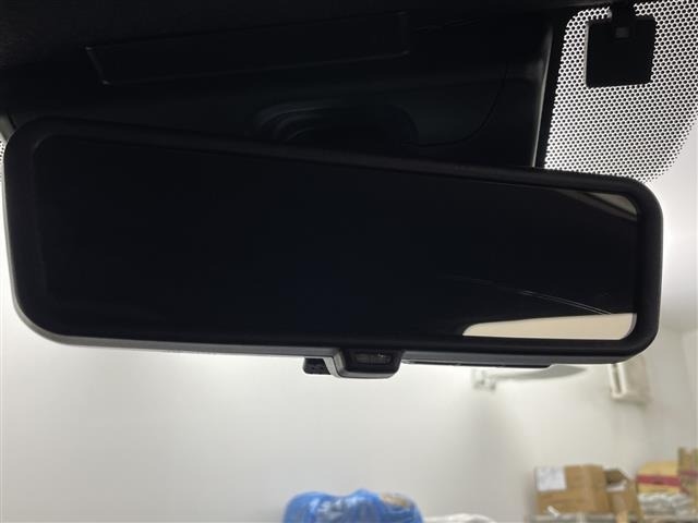 Toyota HIACE VAN 2021 7505077-18