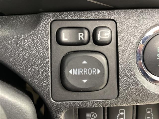 Toyota HIACE VAN 2021 7505077-3