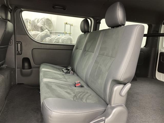 Toyota HIACE VAN 2021 7505077-6