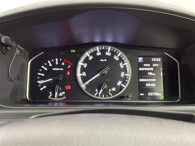 Toyota HIACE VAN 2022 7505085-15