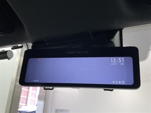 Toyota HIACE VAN 2022 7505085-19