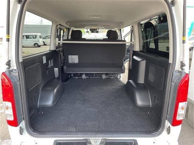 Toyota HIACE VAN 2021 7505110-12