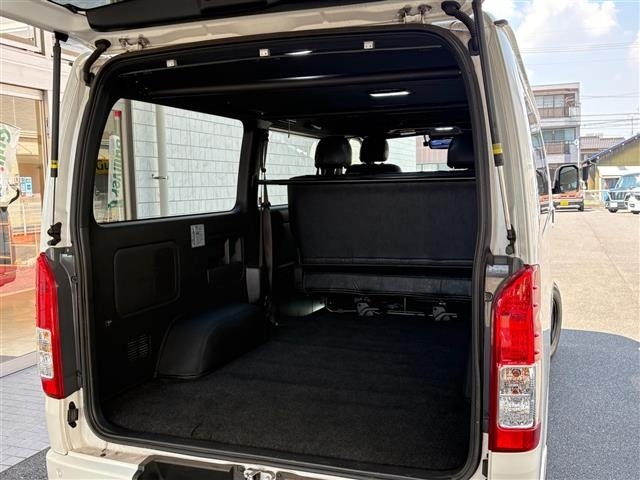 Toyota HIACE VAN 2023 7505113-20
