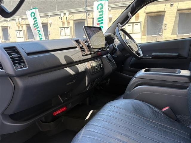 Toyota HIACE VAN 2023 7505113-7