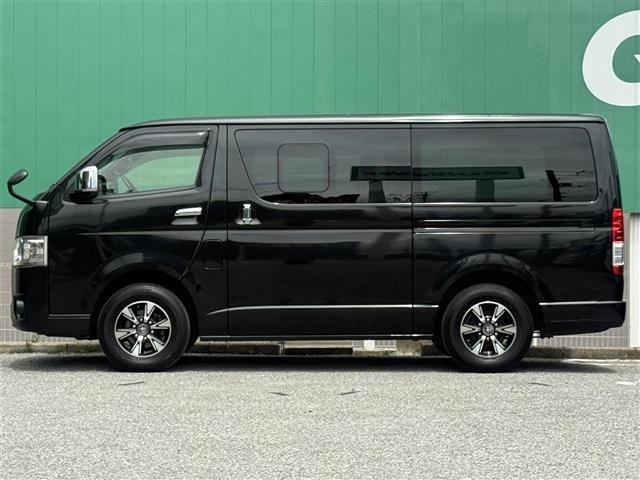 Toyota HIACE VAN 2023 7505119-22