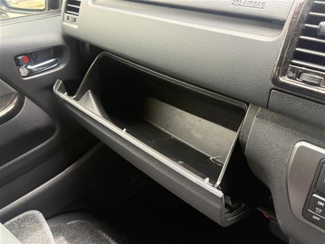 Toyota HIACE VAN 2023 7505119-4