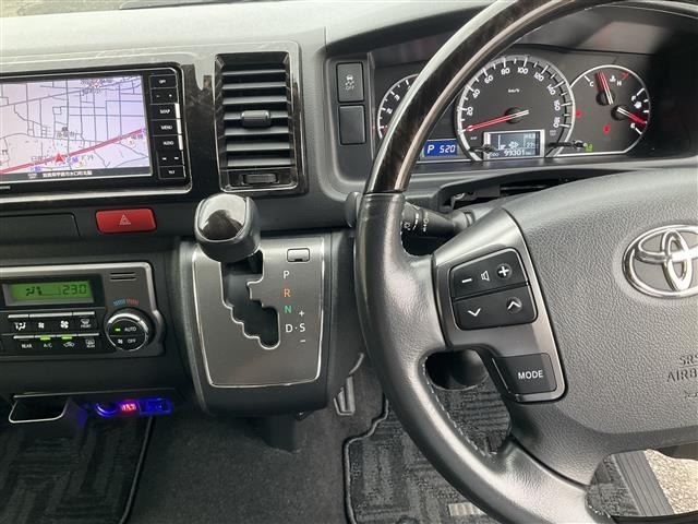 Toyota HIACE VAN 2019 7505120-12