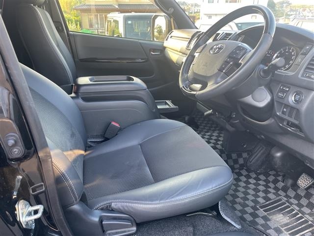 Toyota HIACE VAN 2024 7505137-3