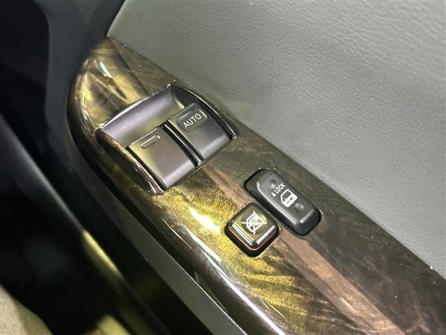 Toyota HIACE VAN 2021 7505138-11