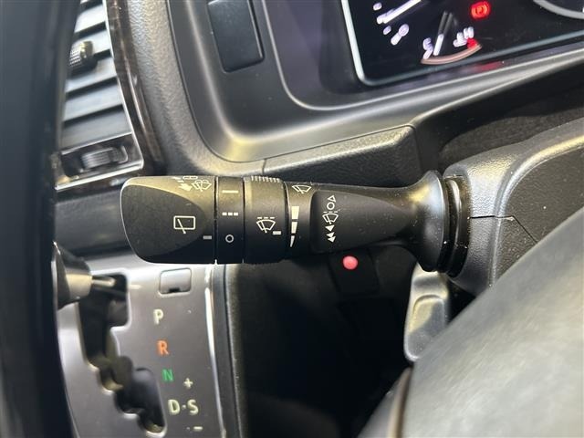 Toyota HIACE VAN 2021 7505138-9