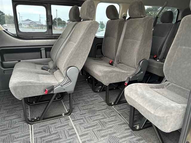 Toyota HIACE WAGON 2017 7518823-8