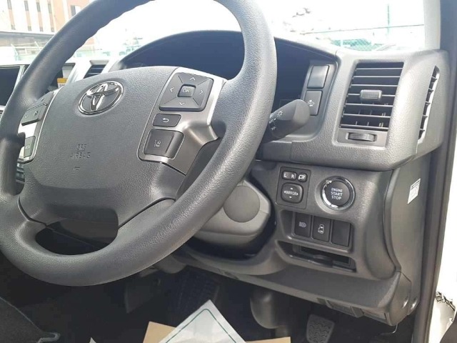 Toyota HIACE WAGON 2025 7518912-9