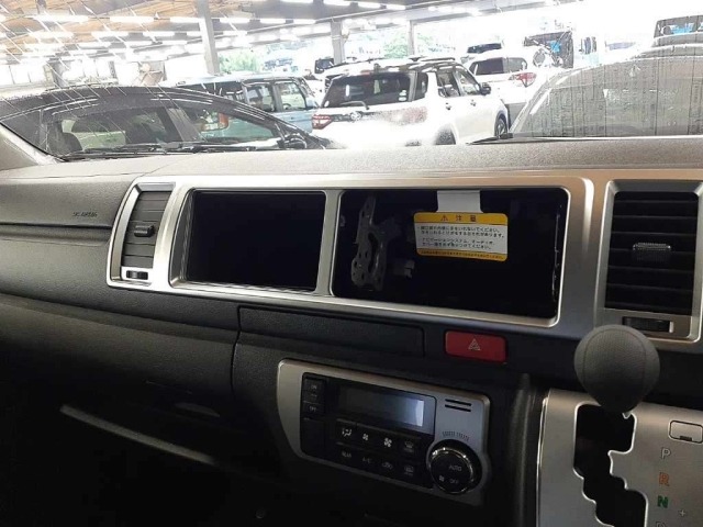 Toyota HIACE WAGON 2025 7518917-12