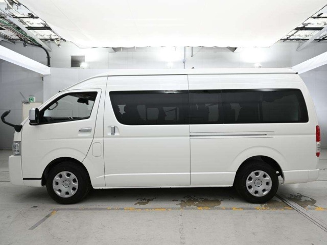 Toyota HIACE WAGON 2025 7518917-4