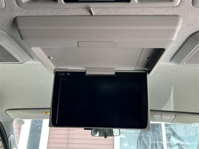 Toyota HIACE WAGON 2019 7519340-17