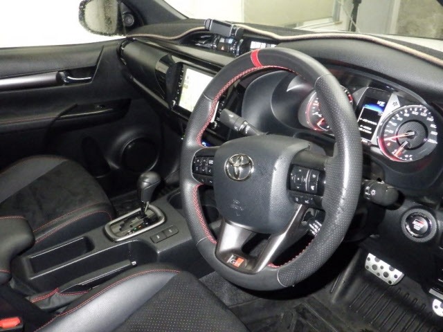 Toyota HILUX 2023 7504709-3