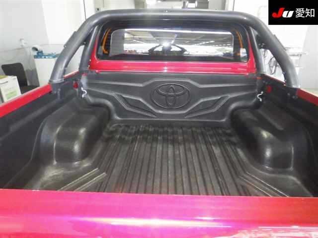 Toyota HILUX 2018 7504719-4