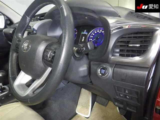 Toyota HILUX 2018 7504719-5