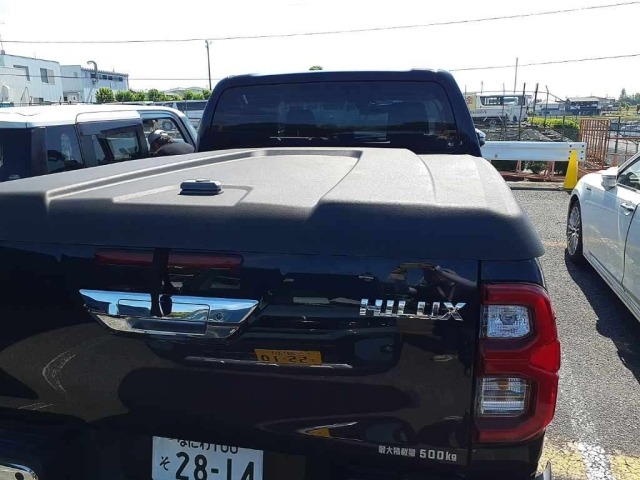 Toyota HILUX 2023 7504727-12