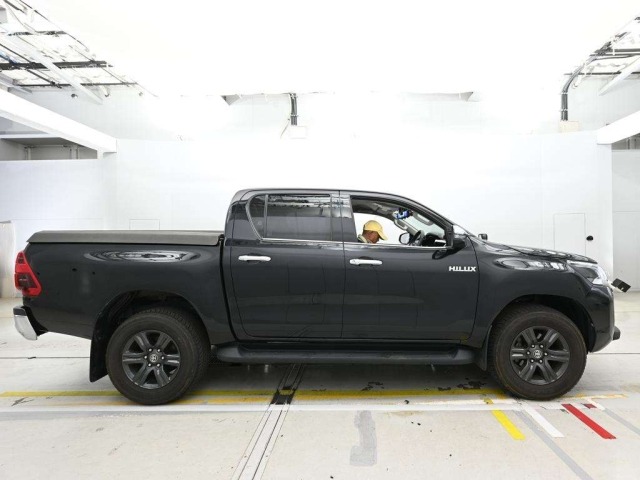 Toyota HILUX 2023 7504727-3