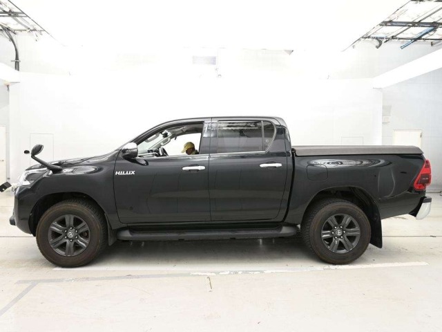 Toyota HILUX 2023 7504727-4