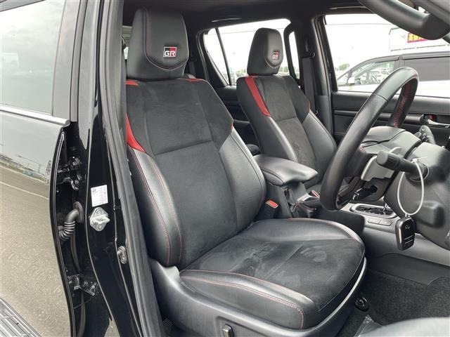 Toyota HILUX 2023 7504977-12