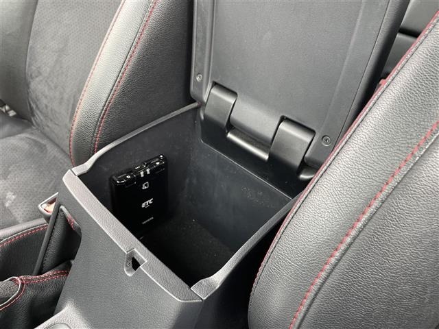 Toyota HILUX 2023 7504977-5