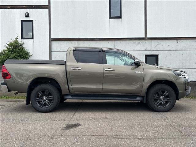 Toyota HILUX 2022 7504989-1