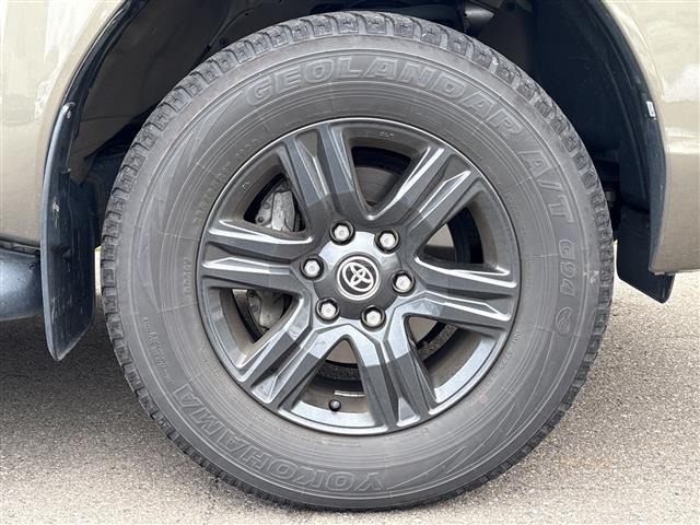 Toyota HILUX 2022 7504989-11