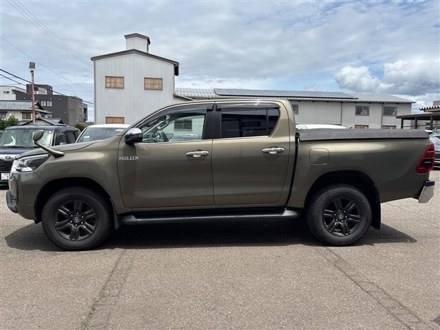 Toyota HILUX 2022 7504989-3