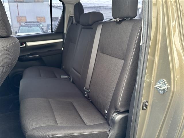 Toyota HILUX 2022 7504989-4