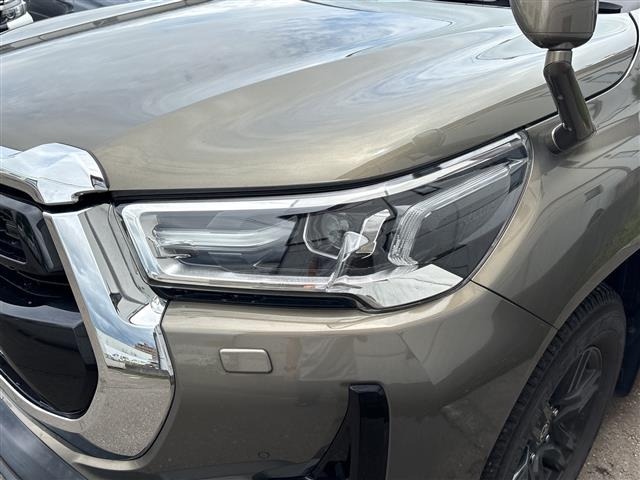 Toyota HILUX 2022 7504989-8