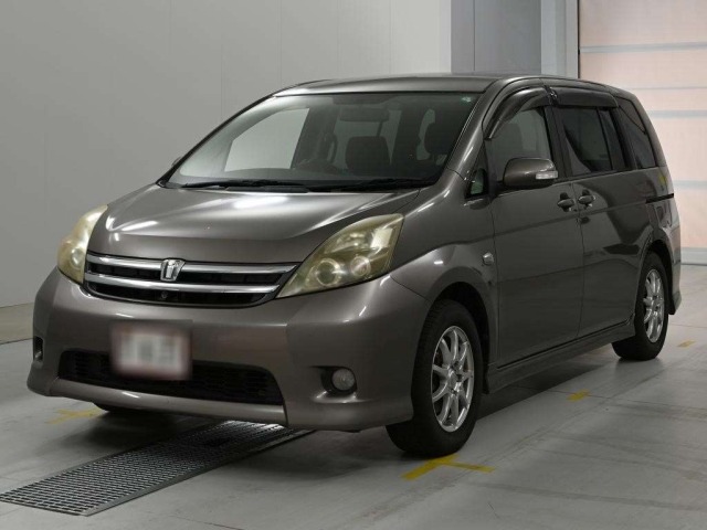 Toyota ISIS 2007 7506953-0