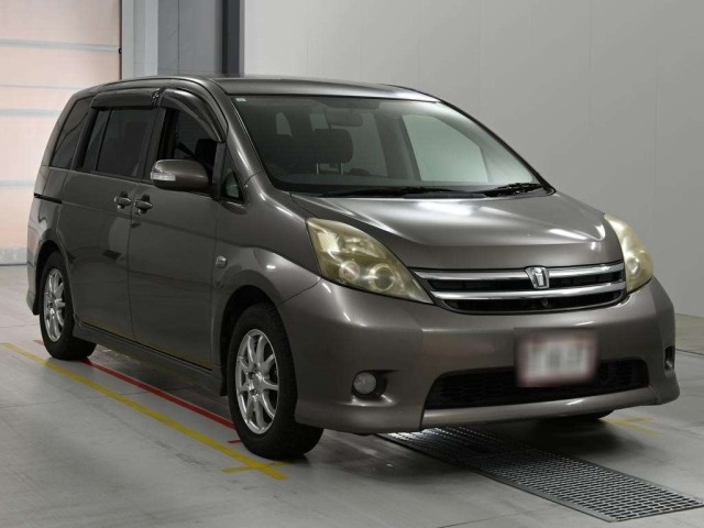 Toyota ISIS 2007 7506953-5