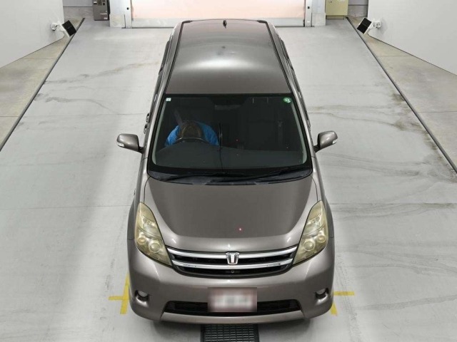 Toyota ISIS 2007 7506953-7