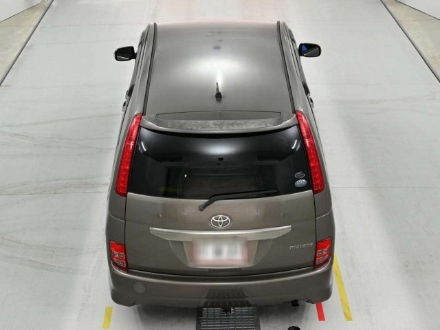 Toyota ISIS 2007 7506953-8